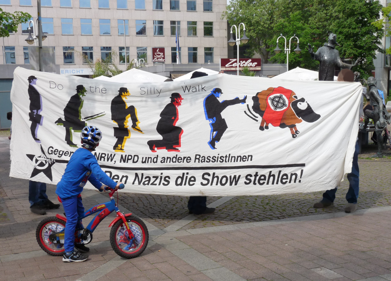 Gegen ProNRW, NPD und andere Rassist*innen - Den Nazis die Show stehlen