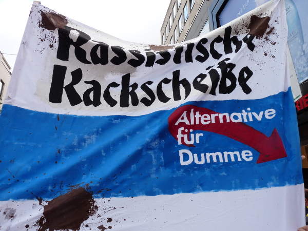 Rassistische Kackscheisse - Auch in Bochum sagt man Tschüß...