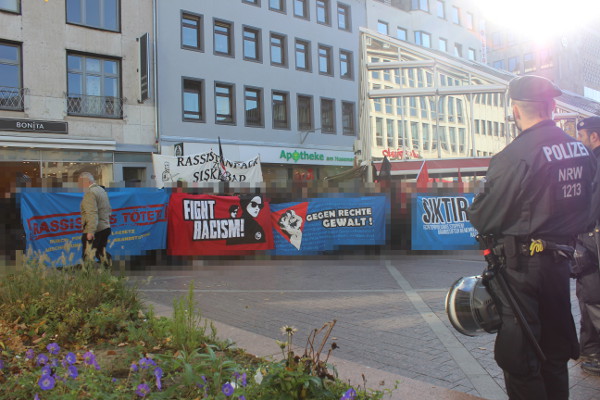 Die Transparente - Antifa Demo in Bochum