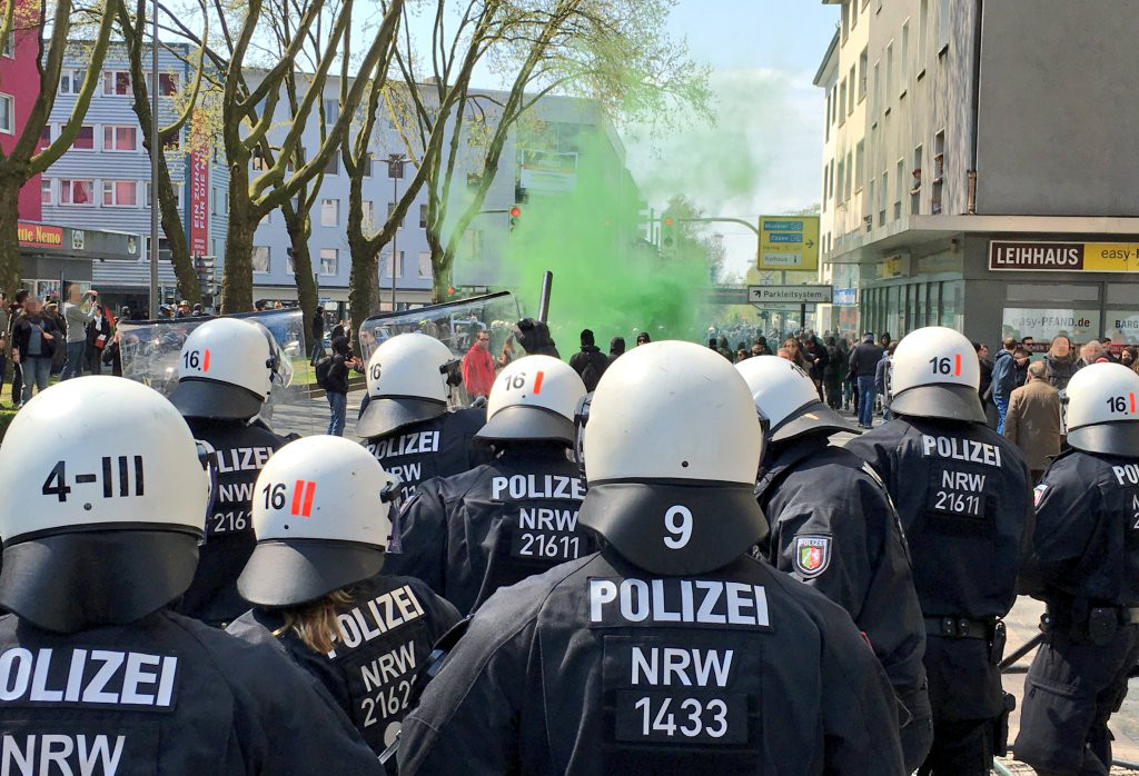 Renitente Proteste gegen den NPD-Aufmarsch am 1. Mai 2016 in Bochum