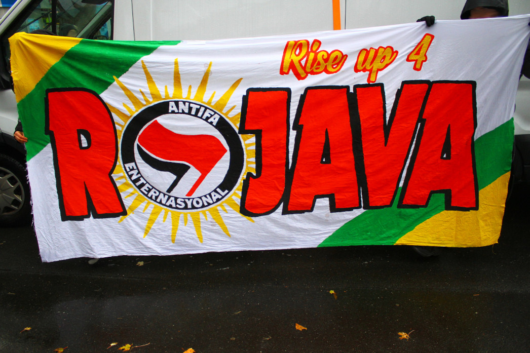 Rise up 4 Rojava – Demonstration „Solidarität mit Rojava“ in Bochum am ...